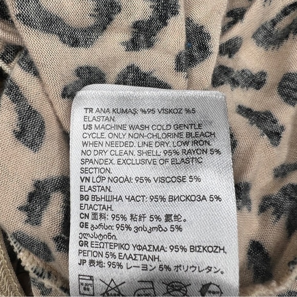 Medium Divided H&M Leopard Print Crop Top Retro Pinup Stretch Ruffled - Picture 8 of 8